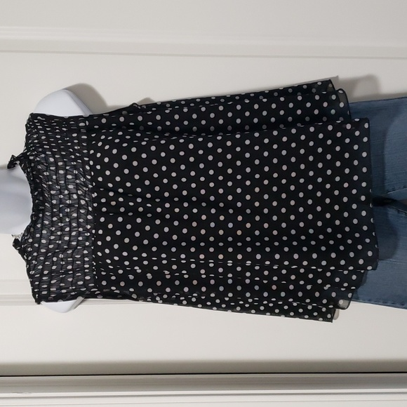 Kim & Cami Polka Dot Sleeveless Top - Picture 6 of 15